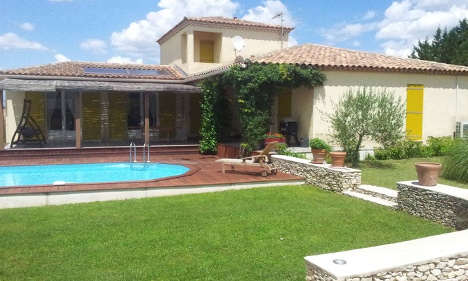 La Calmette Cama Y Desayuno | 3 Chambres D'hôtes Privatives Entièrement Climatisées Dans Villa Avec Piscine