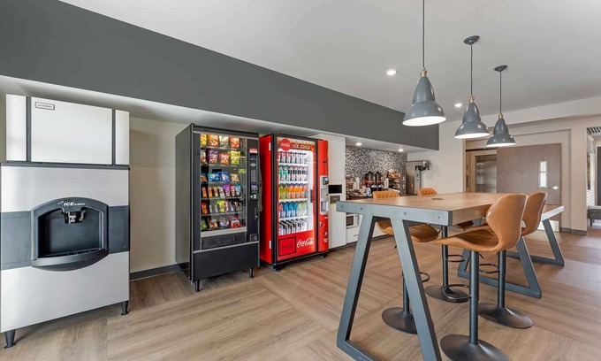 Asheville Hotel | 3 Comfort-Focused Suites Perfect for Long Relocation or Vacations - Pets Allowed