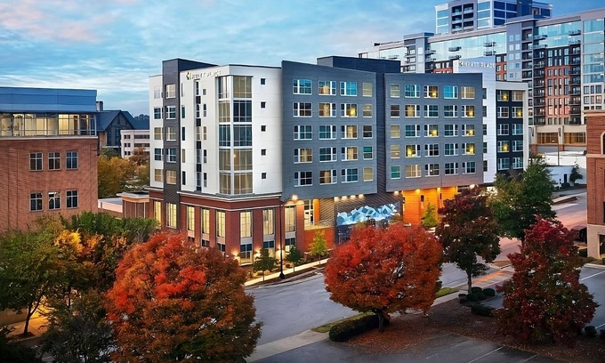 Greenville Downtown Hotel | 3 Comfortable Units, Comes with 24 Hour Gym! Minutes walk to Peace Center