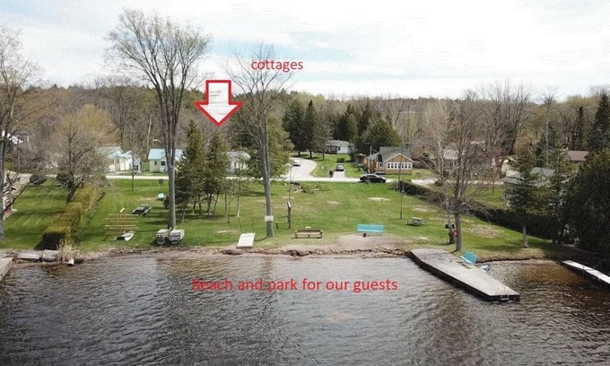 Lindsay Cabina | 3 Lake Cabins for 10 people. Enjoy Fishing/Swimming/Boating/Hiking/Bonfire &More