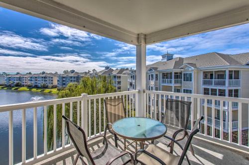 Central Myrtle Beach Apartamento | 3 Mi to Beach and Golf Resort Condo in Myrtle Beach