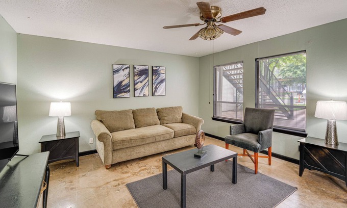 Knox - Henderson Condominio | 3 Mi to Dtwn Dallas: Condo w/ Walkable Location!
