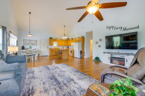 Hiawassee Casa | 3 Mi to Dtwn Hiawassee Mountain Cottage with Views