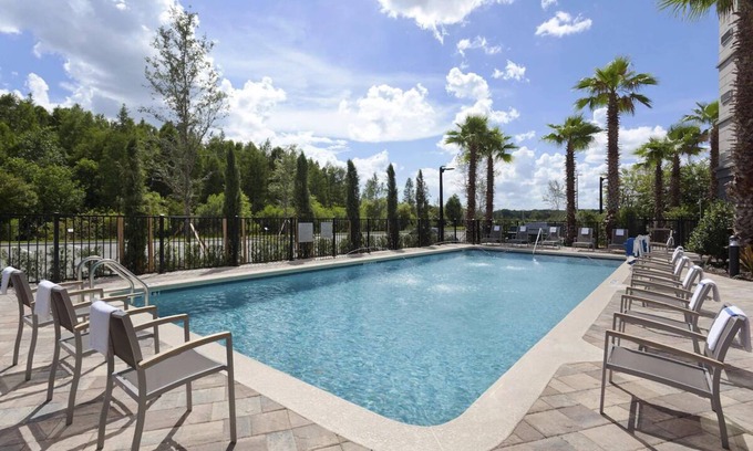 Orlando Hotel | 3 Modern Suites w/ Pool Access: Great for Families and Groups in Orlando