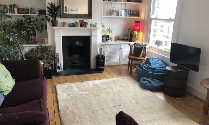 South Camberwell Apartamento | 3 Month let in Very Large Garden Flat in Funky Peckham Rye