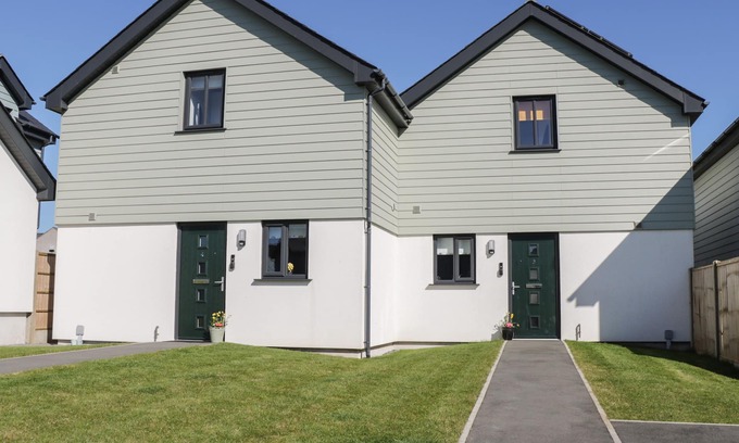 Brynteg Cabaña | 3 PARC DELFRYN, pet friendly, with a garden in Benllech
