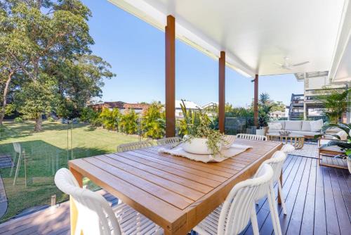 Callala Beach Casa | 3 Pillars - Pet Friendly - 4 Mins Walk to Beach