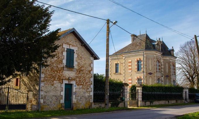 Charroux Casa | 3 Quartier de la Gare Charroux (Gite)