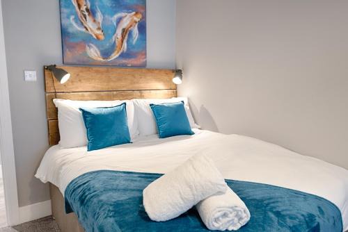 Llanelli Apartamento | 3 RM Studio, Open-plan Living, Dining, & Kitchen