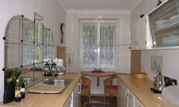 Hietzing Apartamento | Apartamento de 3 habitaciones con conexión subterránea cerca del parque del palacio de Schönbrunn