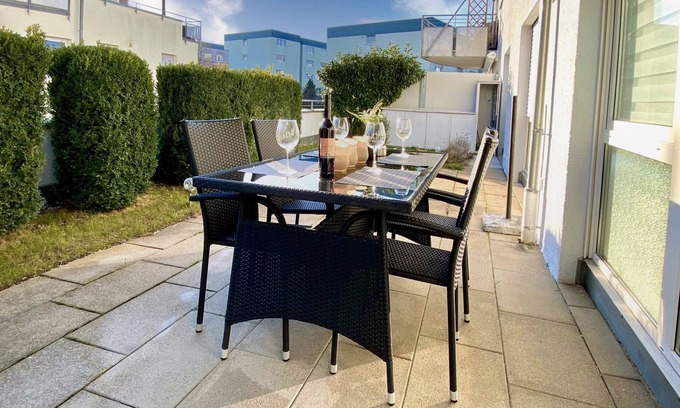 Gaertringen Apartamento | 3 room apartment for 4, large roof terrace, garage, 76 m²