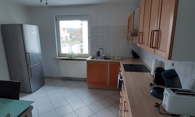 Reutlingen Apartamento | Apartamento-De Lujo-Baño con bañera-Terraza-Ferienwohnung