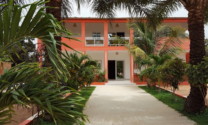 Cap Skirring Cabaña | 6 habitaciones en planta baja en jardín cerca de la playa