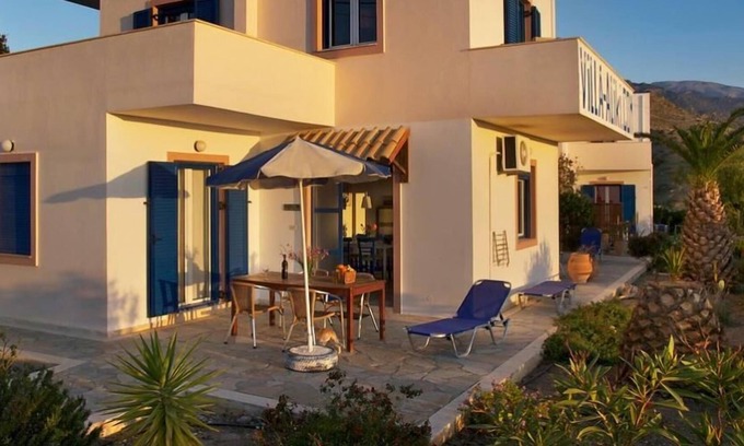 Myrtos Apartamento | 3-Room House with Sea View