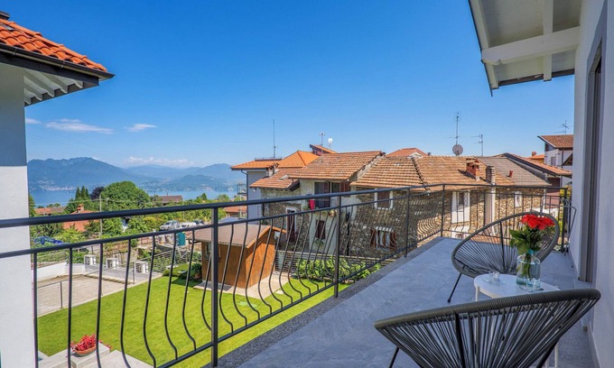Someraro Apartamento | 3-room maisonette apartment with terrace and balcony
