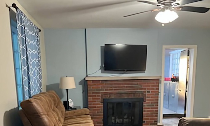 Erie Casa | 3 Sons Getaway