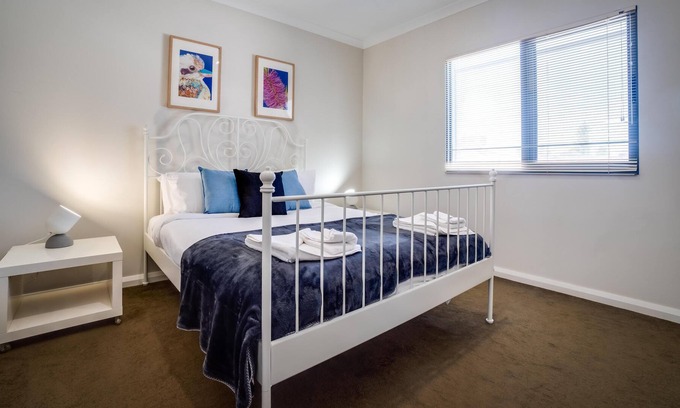 South Perth Casa | 3 South Perth Family Fun Sleeps6 Parking