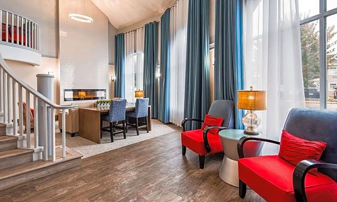 South Clearbrook Hotel | Hotel de 3 estrellas ∙ Best Western Plus Regency Inn and Conference Centre