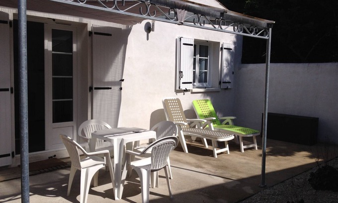 Etaules Casa | Casita - 2/3 personas en una zona tranquila y relajante