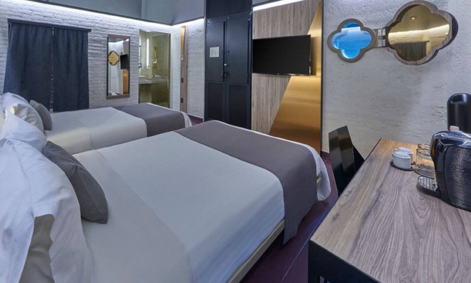 Centro histórico Hotel | 3 Stylish Rooms in 19th-Century Building Near Historic Attractions and Museums