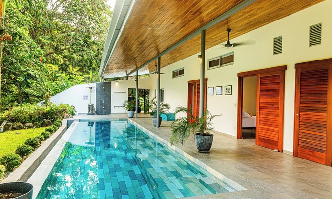 Ciudad Cortés Casa | 3 suites-Large pool-Ojochal-Private-Easy access