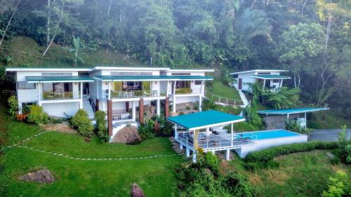 Lagunas Casa | 3 Suites-views-private Pool-near Dominical-luxury