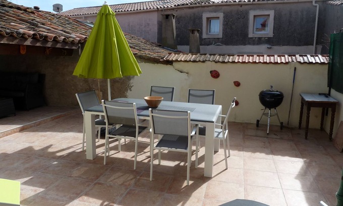 Marseillan Casa | 3 *** Traditional Village House in Mediterranean Fishing Port