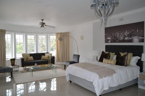 Woodmead Casa | 3 Woodmead Suites