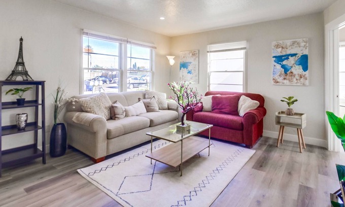 Otay Casa | 30 days minimum - Lovely 3-Bedroom Home w Spacious Yard & Free 3-car Parking
