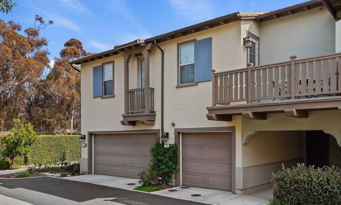 Goleta Condominio | 30 days minimum: Luxury 1 Bedroom Condo Walking Distance to Golf, Ocean & Hiking