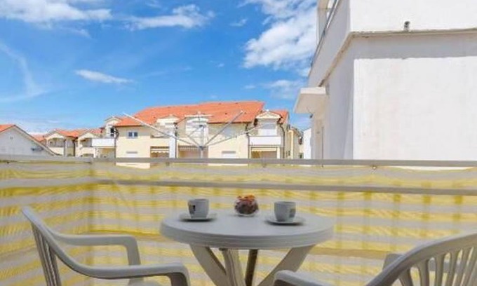 Vodice Apartamento | 30 m² Apartamento ∙ 1 habitación ∙ 3 huéspedes