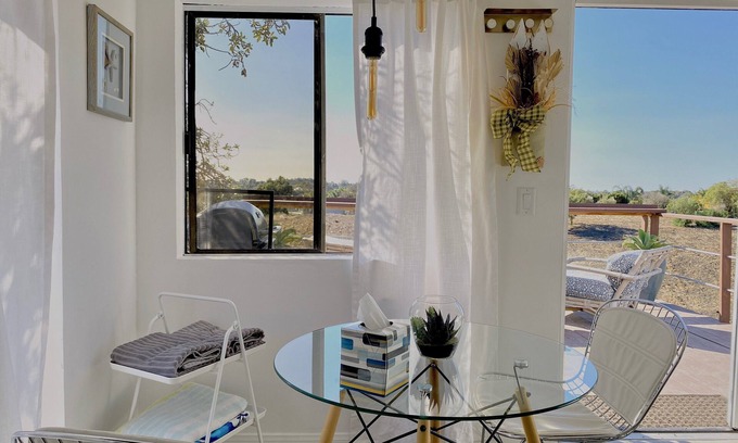 Central Malibu Cabaña | 30% OFF! Malibu Serene Cabin Ocean View Beach