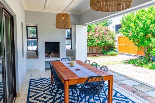 Wilderness Beach Casa | 30 on Sands - 90m to Beach - Dog Friendly