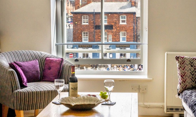 York Apartamento | Recién amueblado con vistas al río