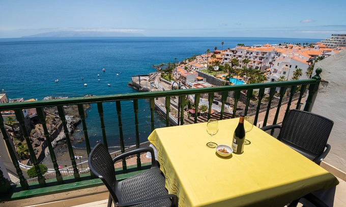 Santiago del Teide Apartamento | 300 - Apartamento con vistas al mar