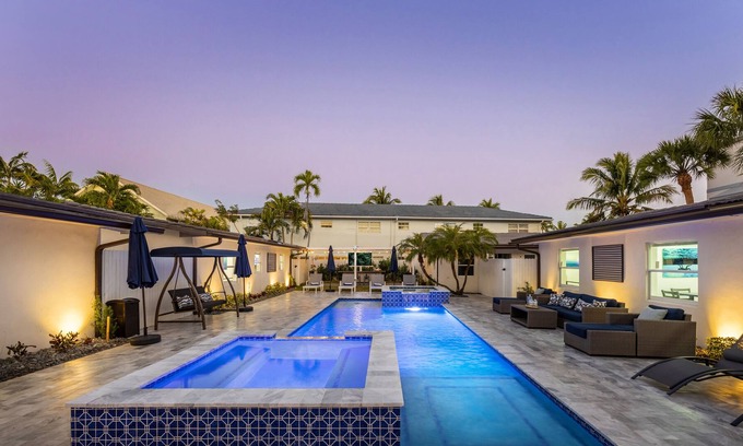 Lauderdale-by-the-Sea Complejo | 300 STEPS TO WHITE SAND BEACH / HEATED POOL / HOT TUB/ MONTHLY SPCLS - H2
