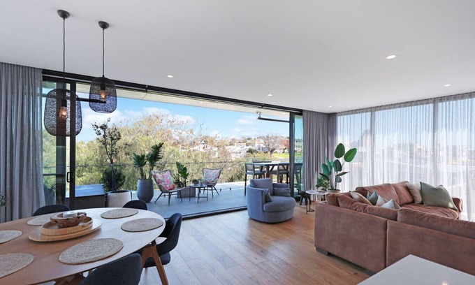 Portarlington Apartamento | 302 Penthouse Portarlington Sleeping 6