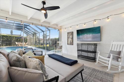 Venetian Way Casa | 307 Brightwaters Dr