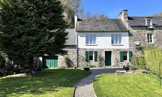 Frehel Villa | 309 - Charming Familienhaus im Herzen von Port-à-La-Duc Dorf