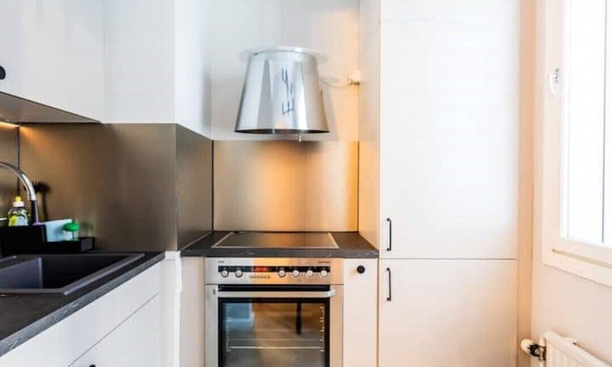 Myyrmaki Apartamento | 30m2 studio 500m from Airport/Helsinki city train