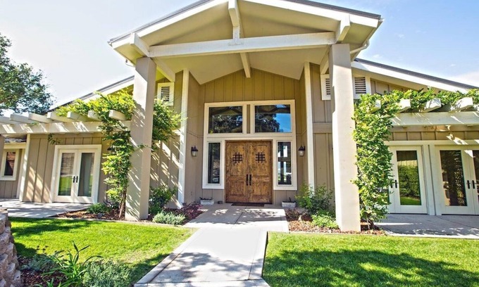 Solvang Casa | 31 Day Gated Solvang Custom Craftsman Home w/ Pickleball, Pool, Spa & Bocce Ball