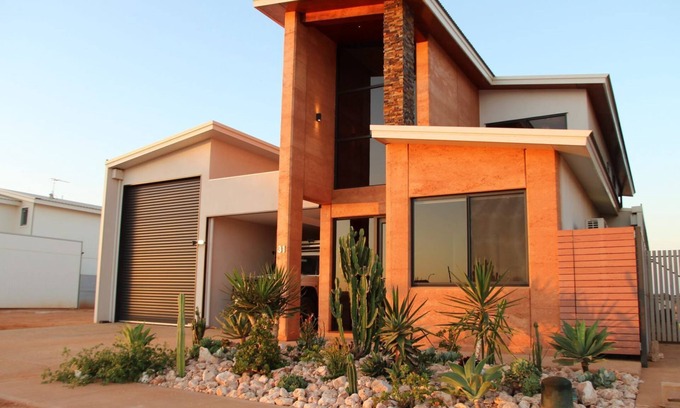 Exmouth Casa | 31 Inggarda Lane - PRIVATE JETTY INC WIFI