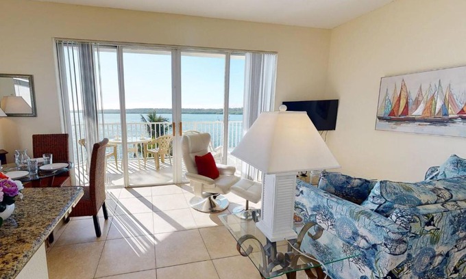 St. Petersburg - Clearwater Casa | 312 - Boca Ciega Resort