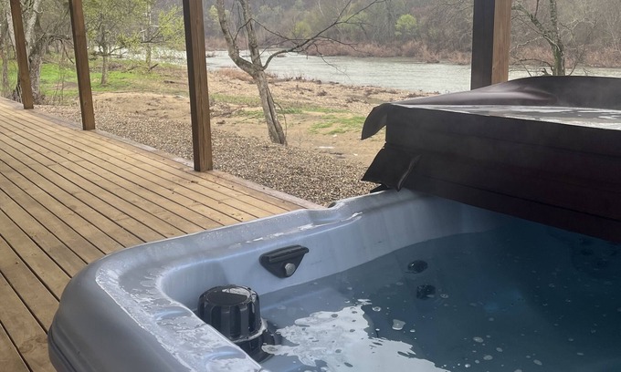 Golden Cabina | 312 stone river addition