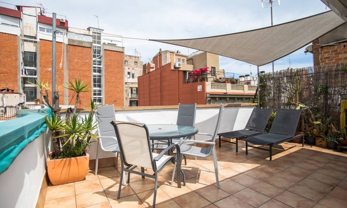 La Sagrada Familia Apartamento | 31mai1043 - Sunny home terrace Sagrada Familia