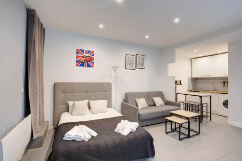 Quartier de la Folie-Mericourt Apartamento | 325 Suite Greta - Superb apartment in Paris