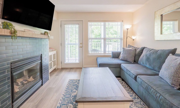 Delavan Lake Condominio | 325- Suite de 2 habitaciones