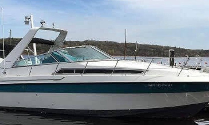 Bay City Alquiler De Eote | 32ft carver boat..Beautiful cabin on the river..enjoy the peace and quiet..