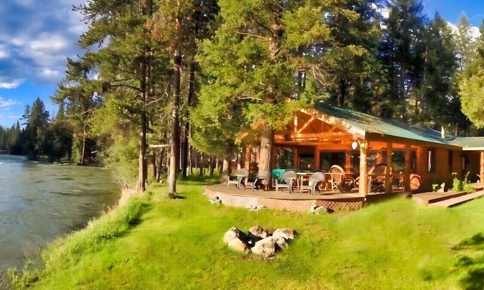 Bigfork Cabina | 60% DE DESCUENTO OFERTA ESPECIAL OCTUBRE HASTA MAYO !!! ¡ESPECTACULAR RETIRO DEL RÍO DEL CISNE!