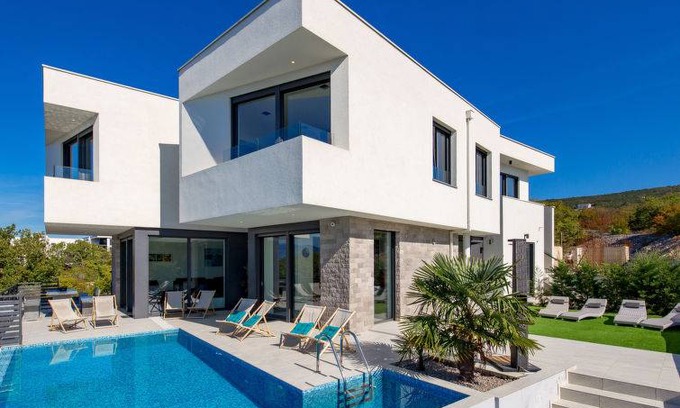 Zurkovo Casa | 330 m² Casa ∙ 5 habitaciones ∙ 14 personas